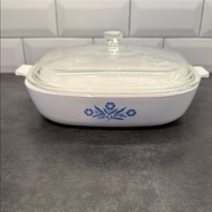 Corningware 10in Cornflower Blue Baking Dish w/lid